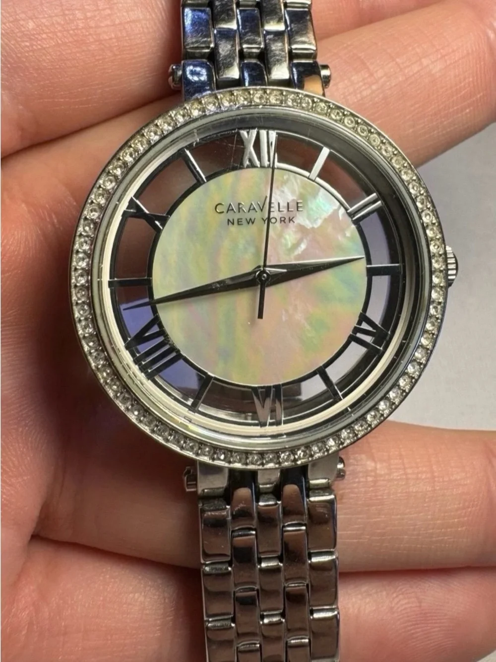 Caravelle New York Mother of Pearl Dial Silver Crystal Watch new battery Works
